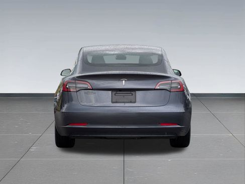 Used 2023 Tesla Model 3 Standard Range RWD image 5