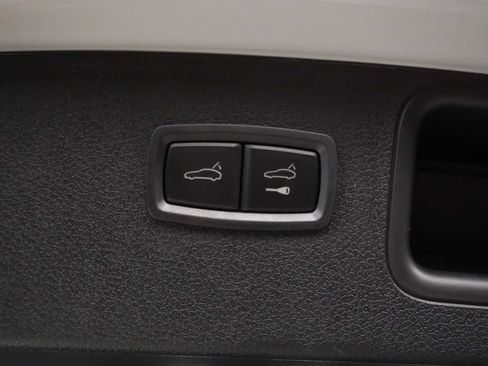 Certified 2026 Porsche Macan S AWD/4WD image 14