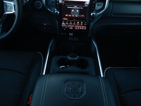 New 2026 RAM 3500 Laramie AWD/4WD image 27