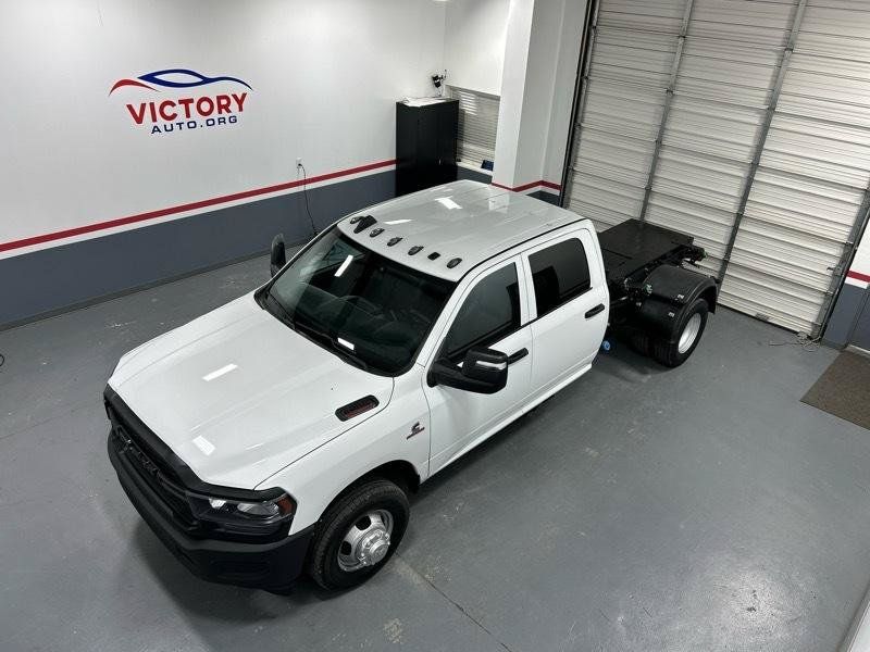 Used 2024 RAM 3500 Tradesman w/ Electrical Accessory Group RWD image 16