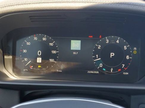 New 2026 Land Rover Discovery S AWD/4WD image 22