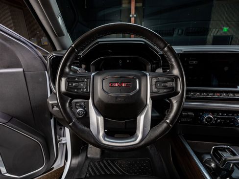 Used 2023 GMC Sierra 1500 SLT image 19