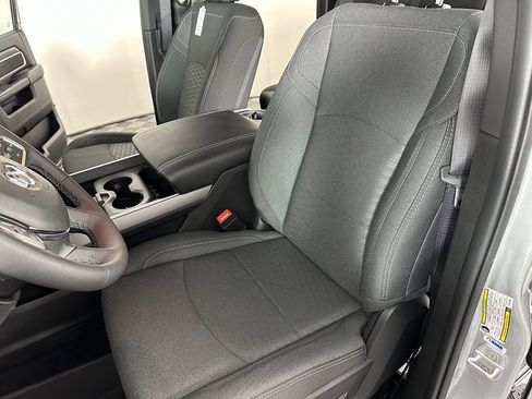 New 2026 RAM 3500 Big Horn AWD/4WD image 25
