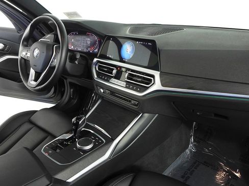 Used 2022 BMW 330i Sedan w/ Driving Assistance Package RWD image 13
