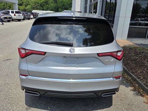 Used 2024 Acura MDX FWD w/ Technology Package image 3