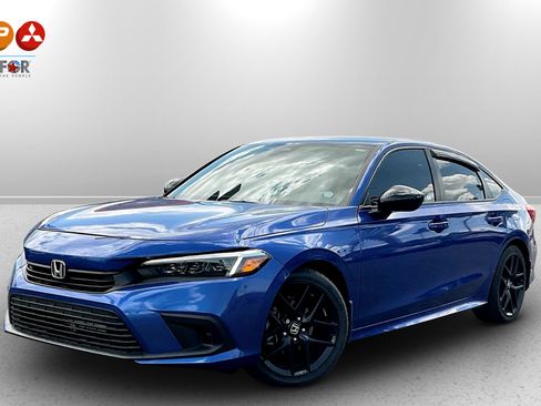 Used 2022 Honda Civic Sport image 1