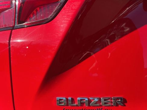 Used 2020 Chevrolet Blazer LT image 12