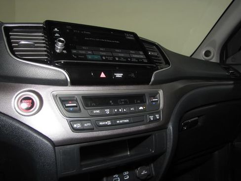 Certified 2024 Honda Ridgeline Sport image 7