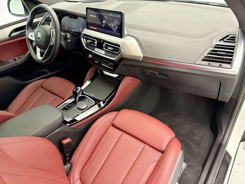Used 2024 BMW X4 xDrive30i w/ Premium Package AWD/4WD image 16