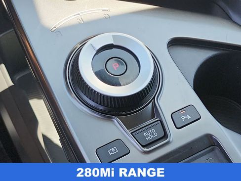 Used 2023 Kia EV6 Wind w/ Wind Technology Package AWD/4WD image 20