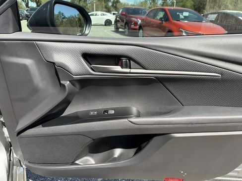 Certified 2025 Toyota Camry SE image 15