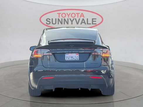 Used 2020 Tesla Model X Long Range image 8