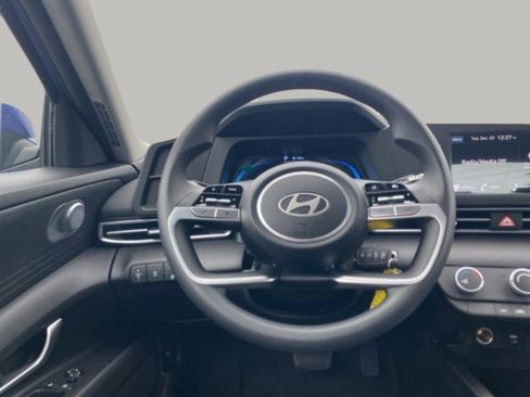 New 2026 Hyundai Elantra SE image 17