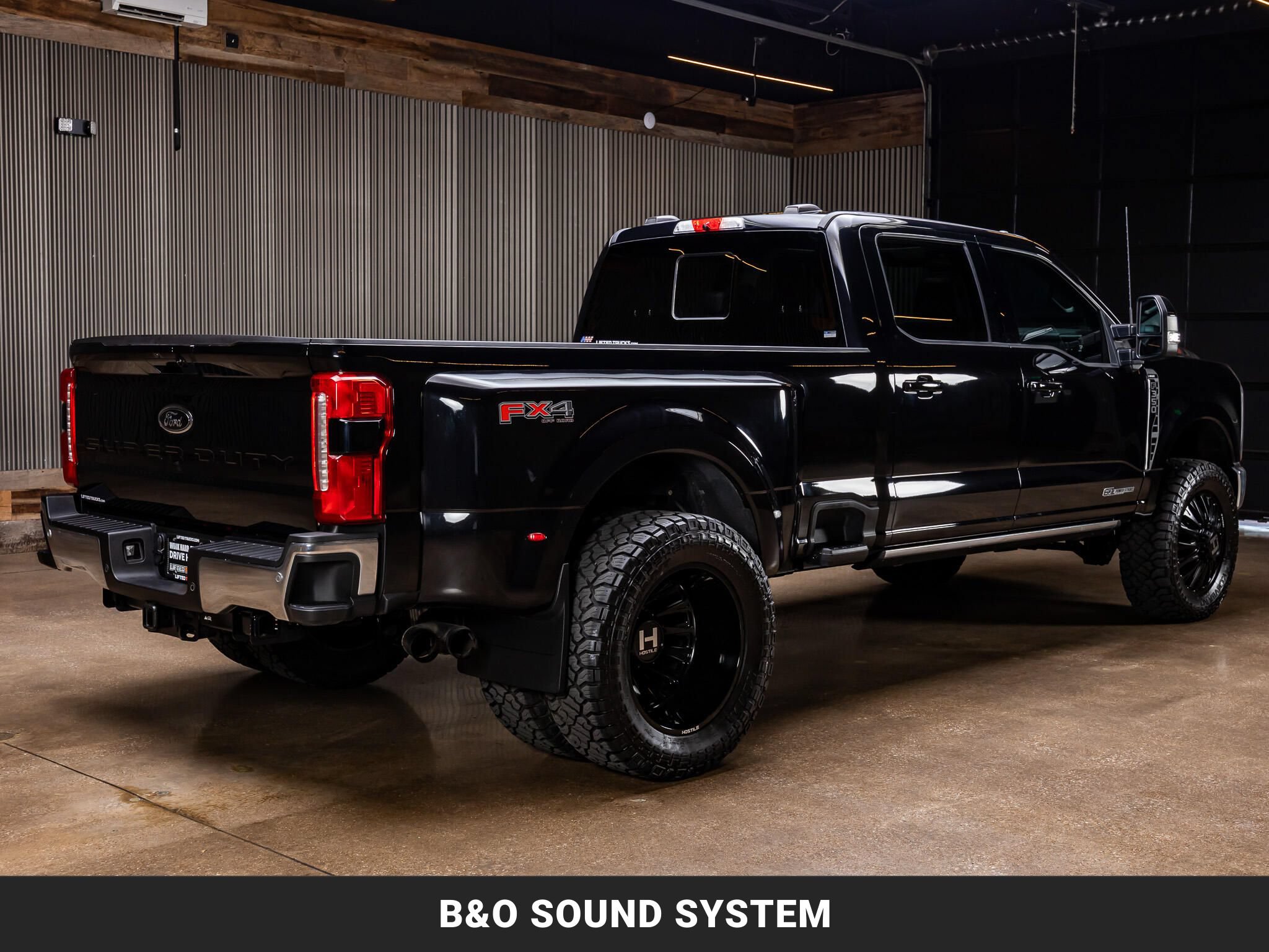 Used 2024 Ford F350 Lariat w/ Lariat Ultimate Package AWD/4WD image 9