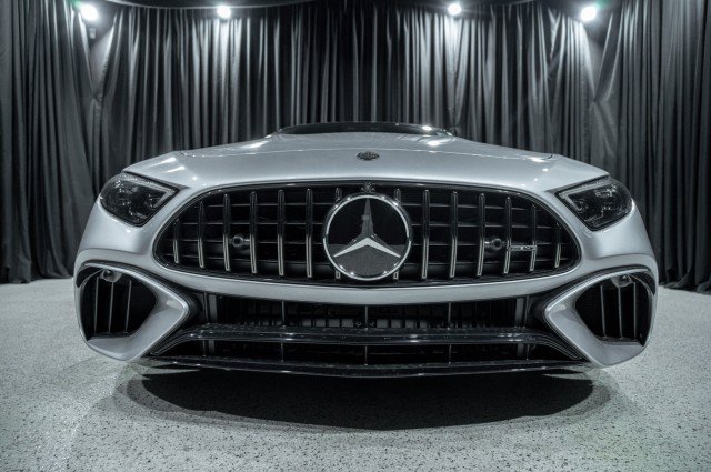 New 2026 Mercedes-Benz SL 63 AMG 4MATIC image 3