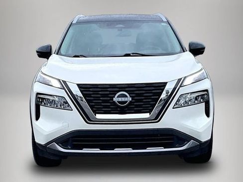 Used 2023 Nissan Rogue SL FWD image 3