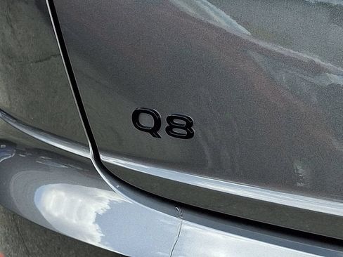 Certified 2025 Audi Q8 Premium Plus w/ Premium Plus Package AWD/4WD image 32