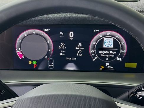 New 2026 Volkswagen Tiguan SE R-Line image 13