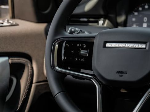 New 2026 Land Rover Discovery Sport Landmark AWD/4WD image 20