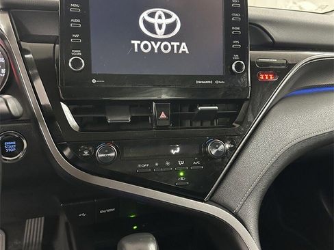 Used 2022 Toyota Camry XSE image 20