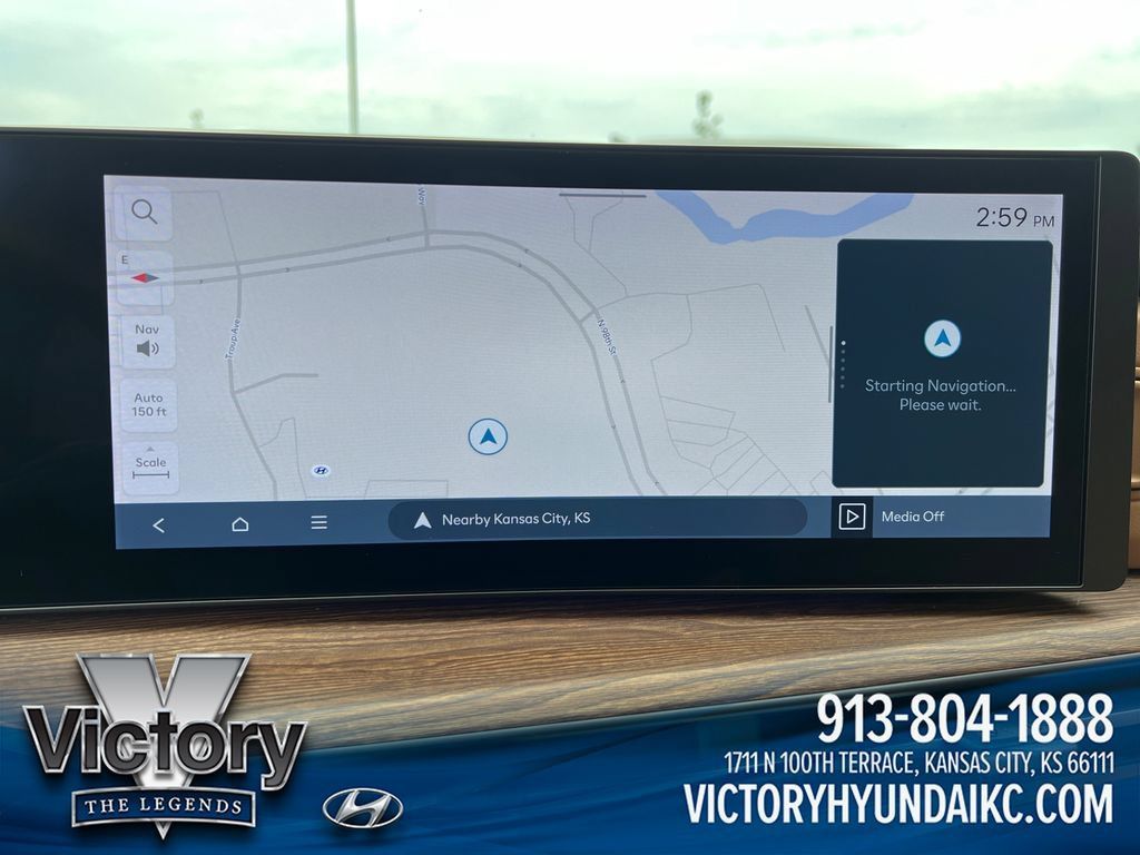 Used 2024 Hyundai Santa Fe Limited AWD/4WD image 19