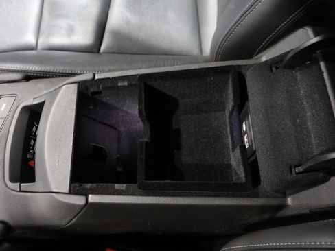 Used 2021 Cadillac XT6 Premium Luxury image 34