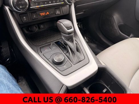 Used 2022 Toyota RAV4 XLE Premium AWD/4WD image 24