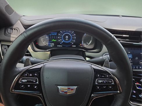 Certified 2018 Cadillac CTS V w/ Carbon Fiber Package RWD image 4