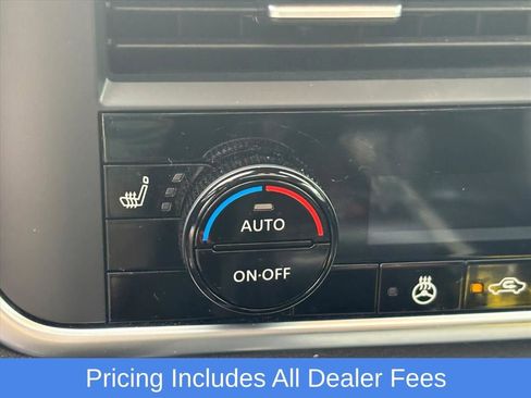 Certified 2023 Nissan Rogue SV w/ SV Premium B Package AWD/4WD image 15