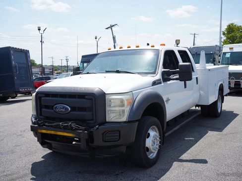 Used 2015 Ford F550 4x4 Crew Cab Super Duty image 5