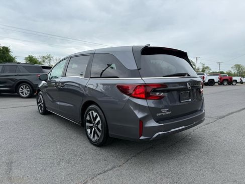 Used 2025 Honda Odyssey EX-L image 4