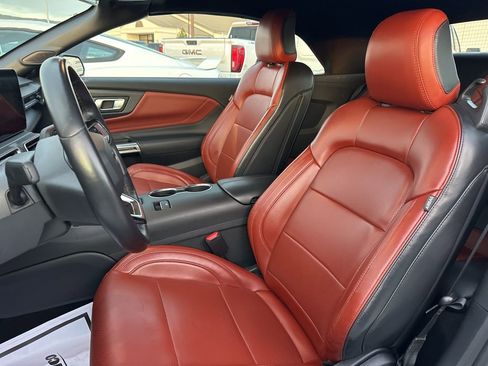 Used 2024 Ford Mustang Premium image 8