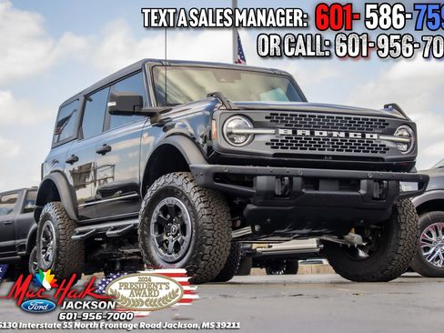 Used 2022 Ford Bronco Badlands image 1