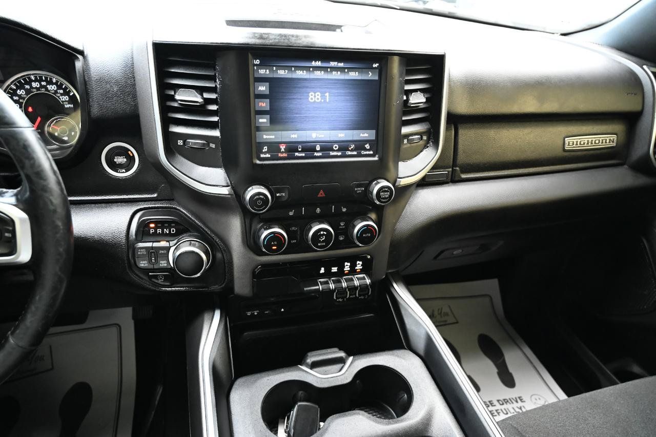 Used 2015 INFINITI QX60 Luxe w/ Premium Package AWD/4WD image 12
