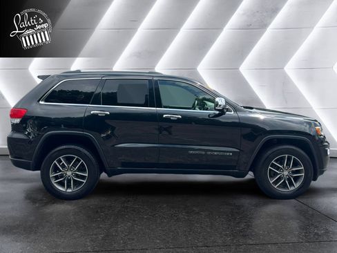 Certified 2017 Jeep Grand Cherokee Limited AWD/4WD image 6