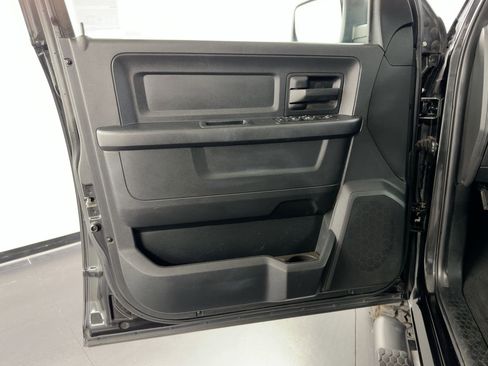 Used 2016 RAM 1500 Express w/ Black Ram 1500 Express Group image 29