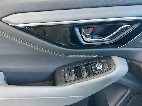 Certified 2025 Subaru Outback Onyx Edition XT image 13