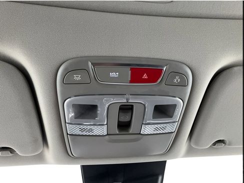 Used 2025 Kia Telluride S AWD/4WD image 45