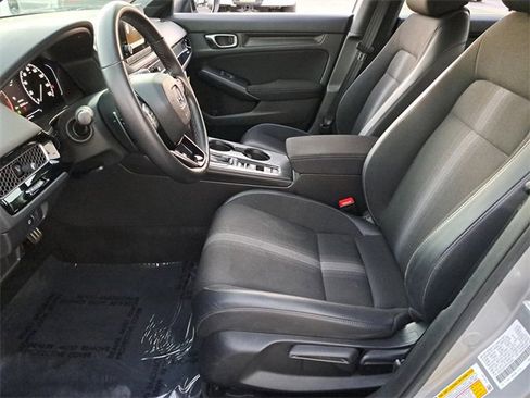 Used 2023 Honda Civic Sport image 17