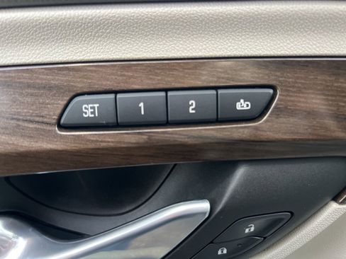 Used 2018 GMC Terrain Denali w/ Advanced Safety Package image 24