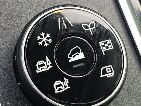 Certified 2024 Nissan Pathfinder Platinum image 20