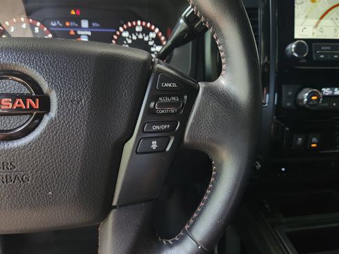 Used 2021 Nissan Titan PRO-4X w/ Pro-4x Convenience Package AWD/4WD image 24