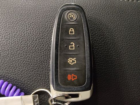 Used 2019 Ford Escape SEL AWD/4WD image 32