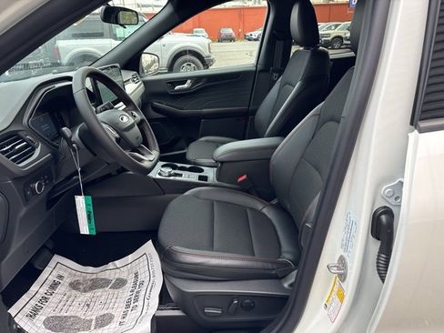 New 2025 Ford Escape ST-Line w/ Equipment Group 301A image 27