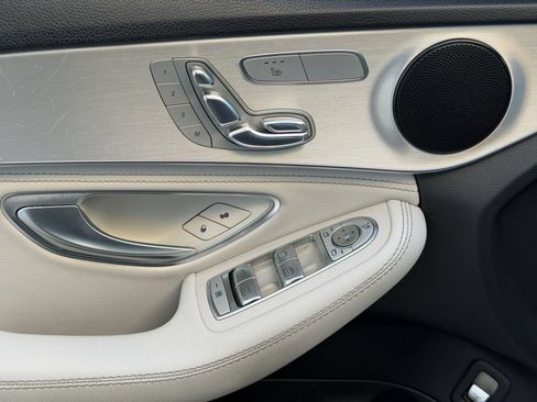 Used 2016 Mercedes-Benz C 300 4MATIC Sedan image 28