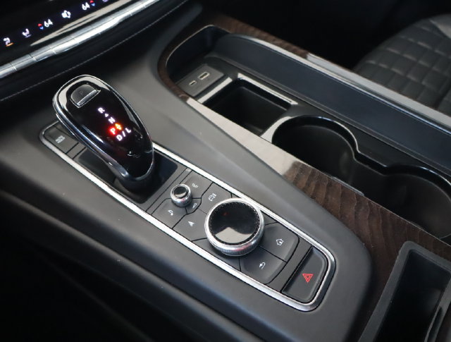 Used 2022 Cadillac Escalade Sport Platinum AWD/4WD image 37