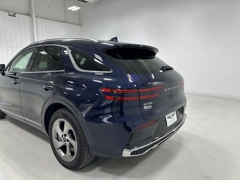Certified 2026 Genesis GV70 2.5T Advanced AWD/4WD image 15
