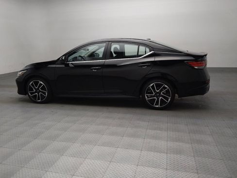 Used 2025 Nissan Sentra SR image 3