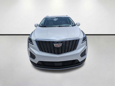 Used 2024 Cadillac XT5 Premium Luxury w/ Technology Package FWD image 9