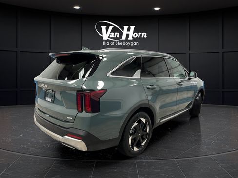 Used 2025 Kia Sorento EX w/ EX Panoramic Sunroof Package AWD/4WD image 3